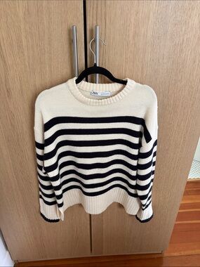 Zara Cream and Black Striped Scoop-Neck Sweater